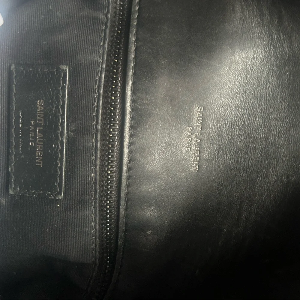 Yves Saint Laurent Black Quilted Shoulder Bag - Picture 4 of 8